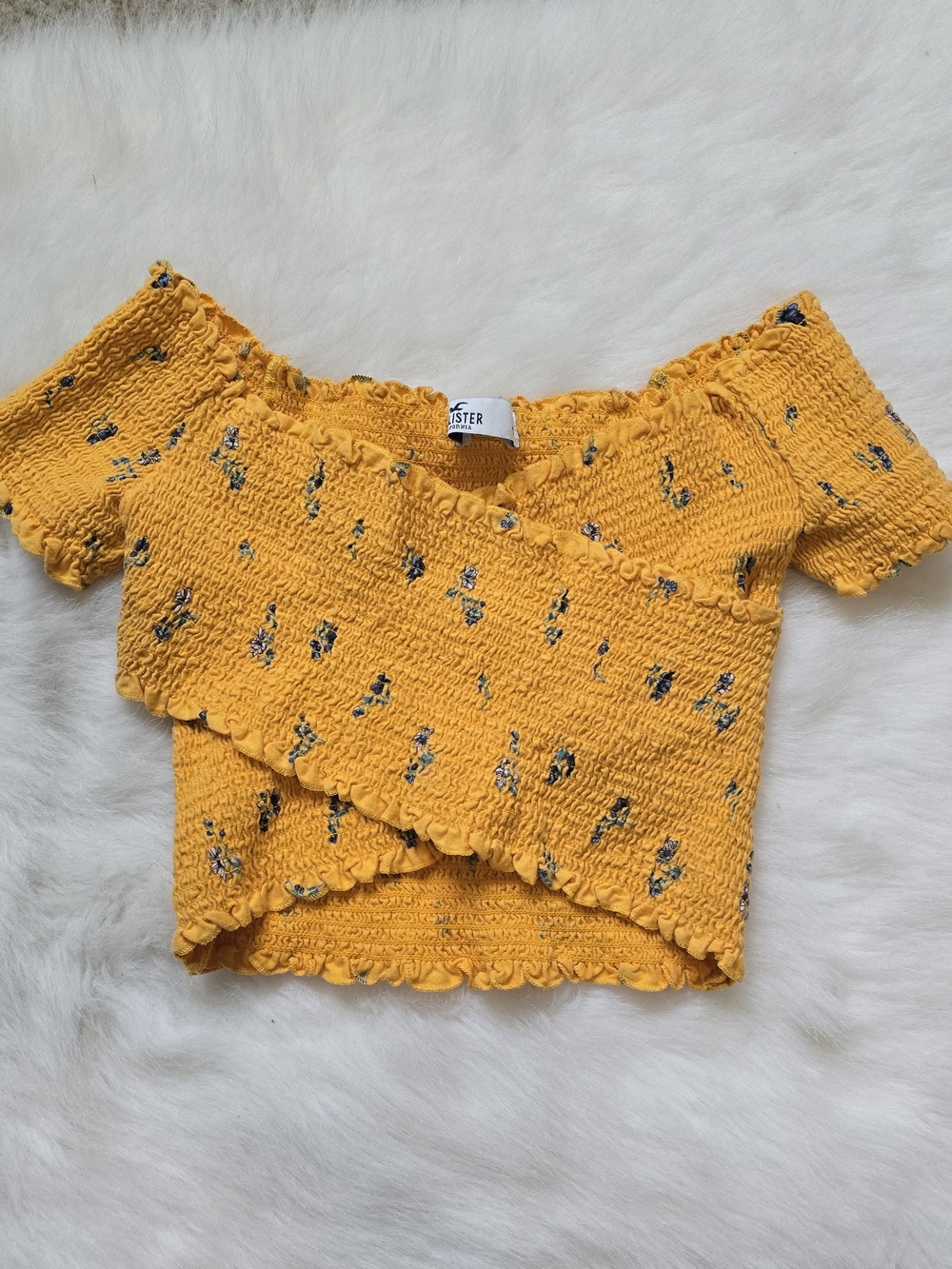 Hollister Mustard Yellow Off Shoulder Crop Top Size S